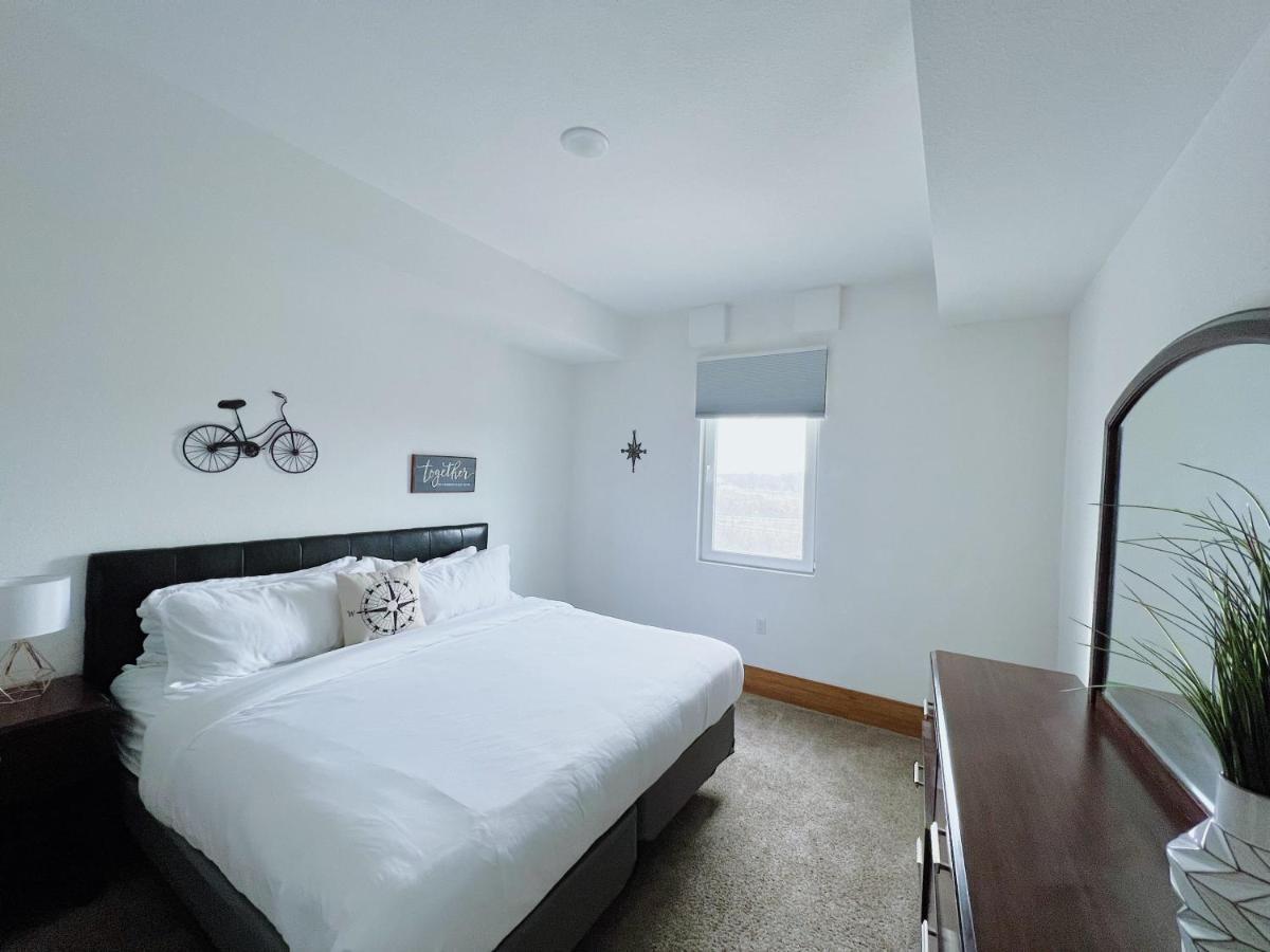 2Br Suite At The Grand Castle Pool Gym & Parking Grandville Exterior foto